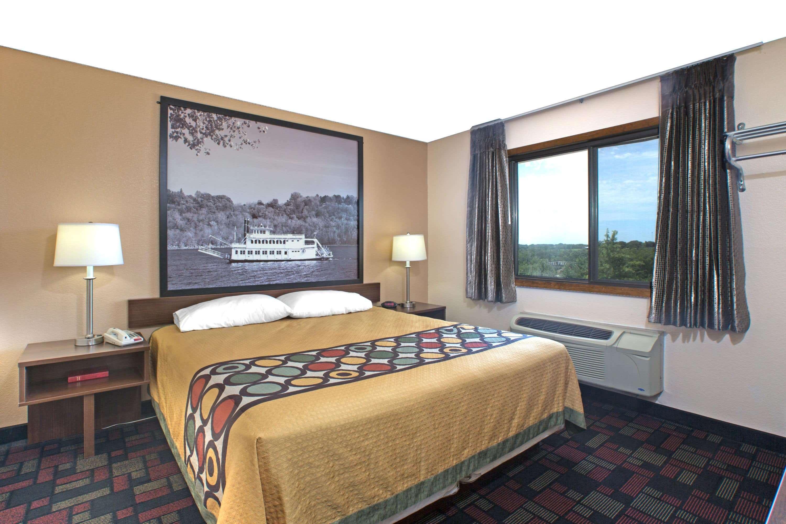 Super 8 By Wyndham Boonville Eksteriør billede